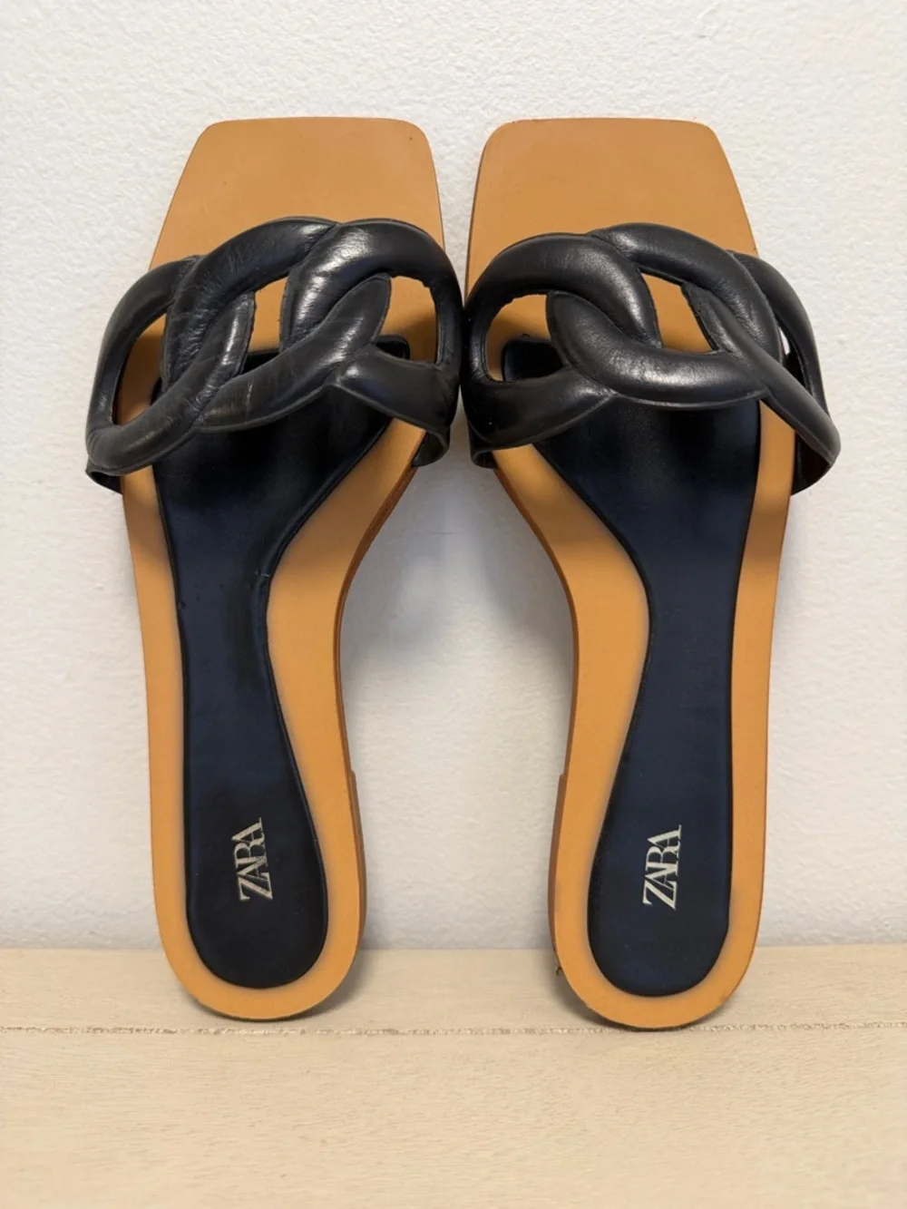 ZARA Black Padded Chain Link Leather Slide Sandals Squared-toe - Size 7 GUC - Picture 3 of 6